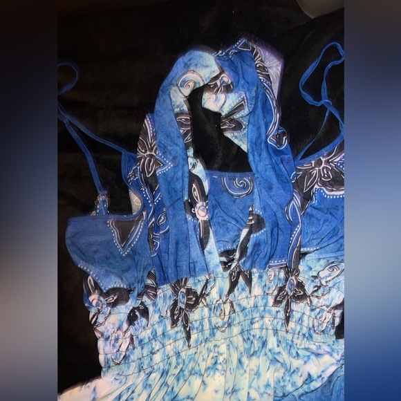 Worn once - Picture 3 of 3